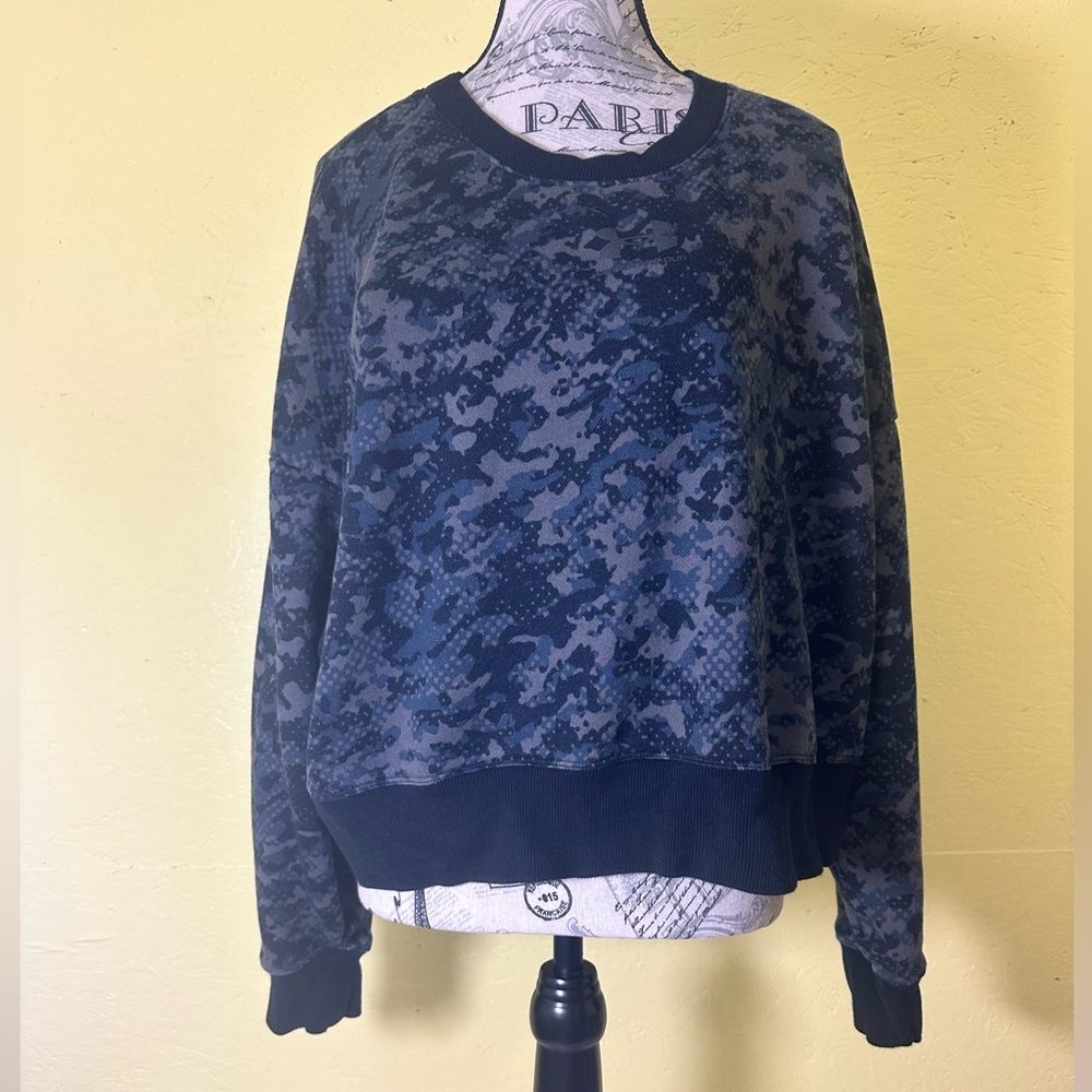 Under Armour Rival Black Camo Print Fleece Cropped Sweatshirt Medium - Picture 4 of 7